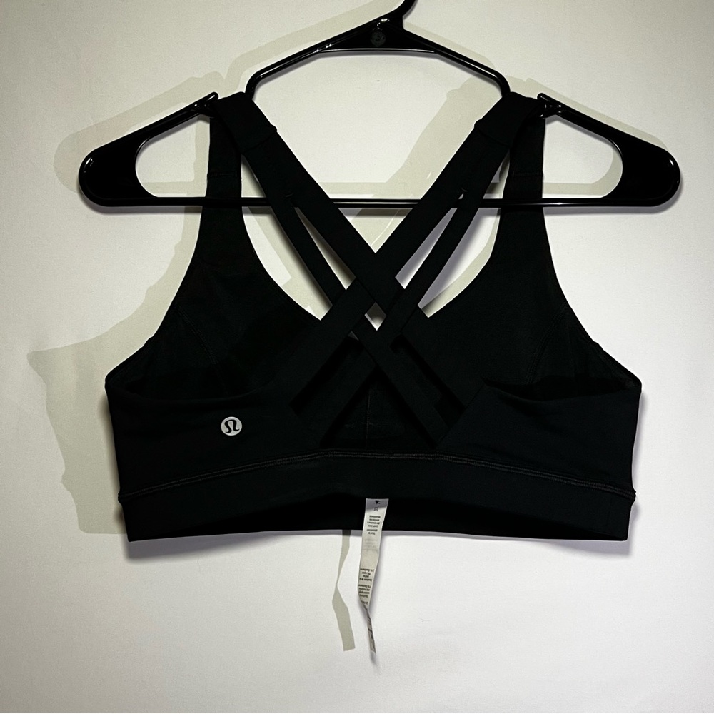 Lululemon sports bra size 8 all black